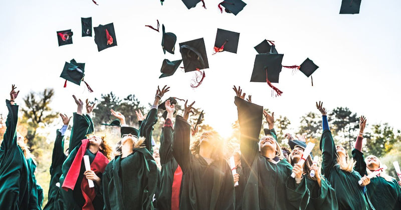 Graduation Gift Ideas 2025: Ethical Bags They’ll Use for Years