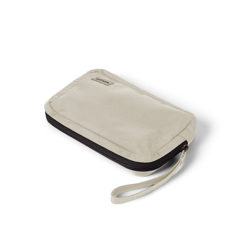 Adventure Case AW Sand Accessory, case, clutch